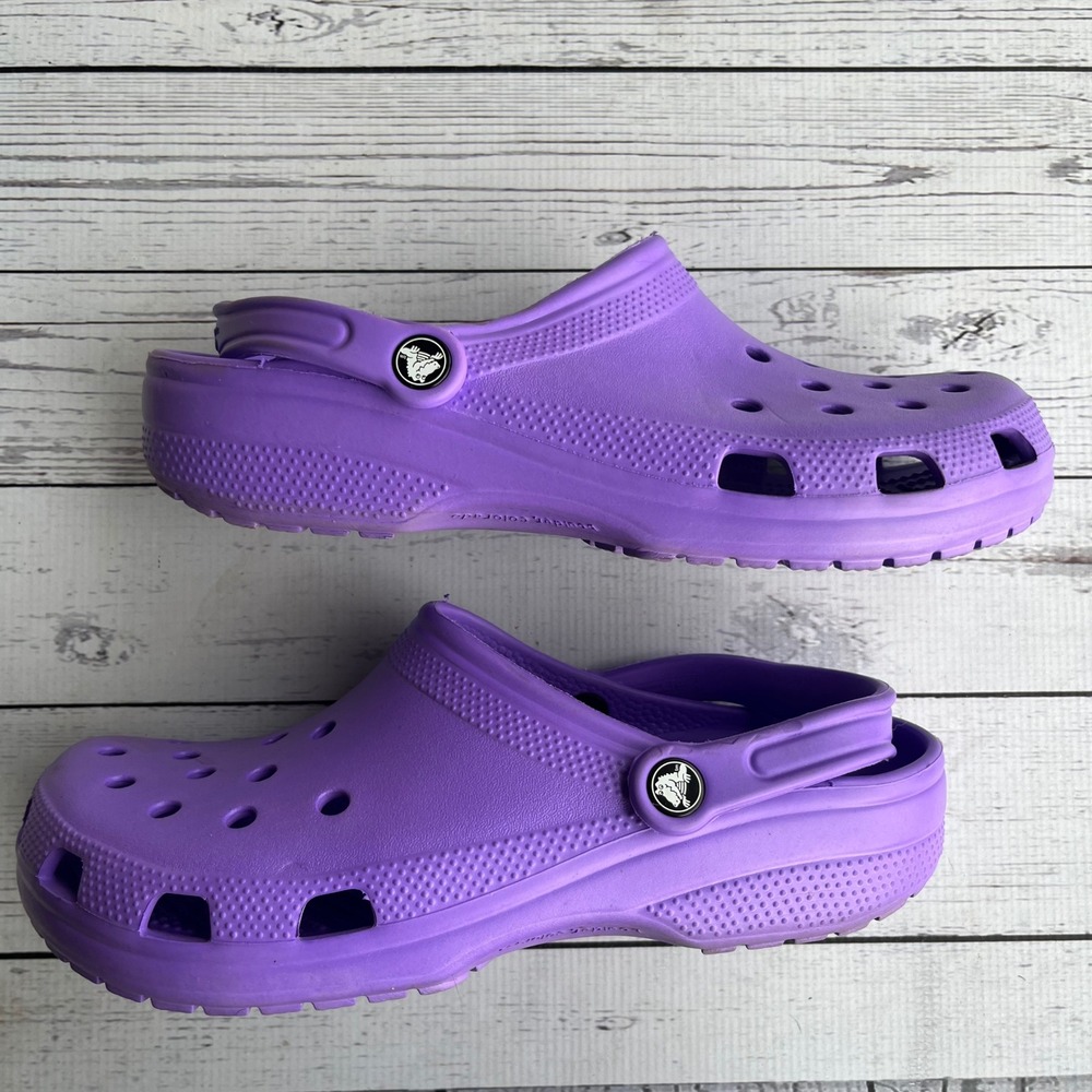 CROCS Classic Clogs Mules Purple M9 W11 Comfort Slip On Shoes Resortwear Beach‎